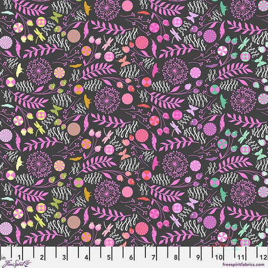 Prince Charming Déjà Vu  - Tula Pink - Dandelion - Licorice - PWTP279.LICORICE