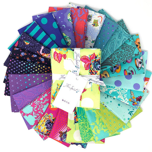 Tula Pink - Curiouser & Curiouser - Fat Quarter pack - Daydream